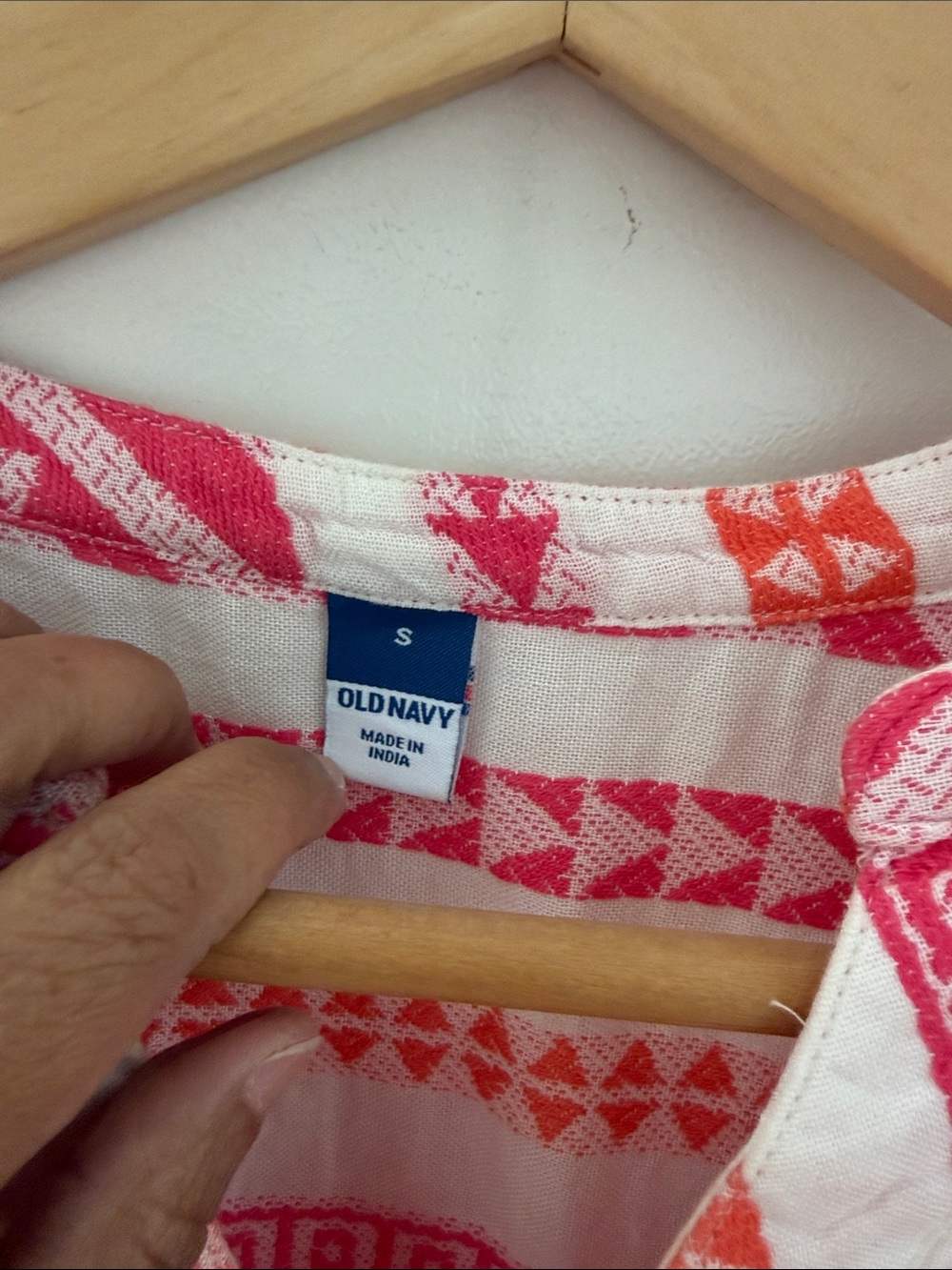 Old Navy Short Sleeve Jacquard Geometric Print Blouse S Pink Orange Ivory - Picture 4 of 5